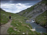 Hiking the gentle Savage River trail at Denali National Park. Photo copyright 2011 by Leon Unruh. Hiking the gentle Savage River trail at Denali National Park. Photo copyright 2011 by Leon Unruh.